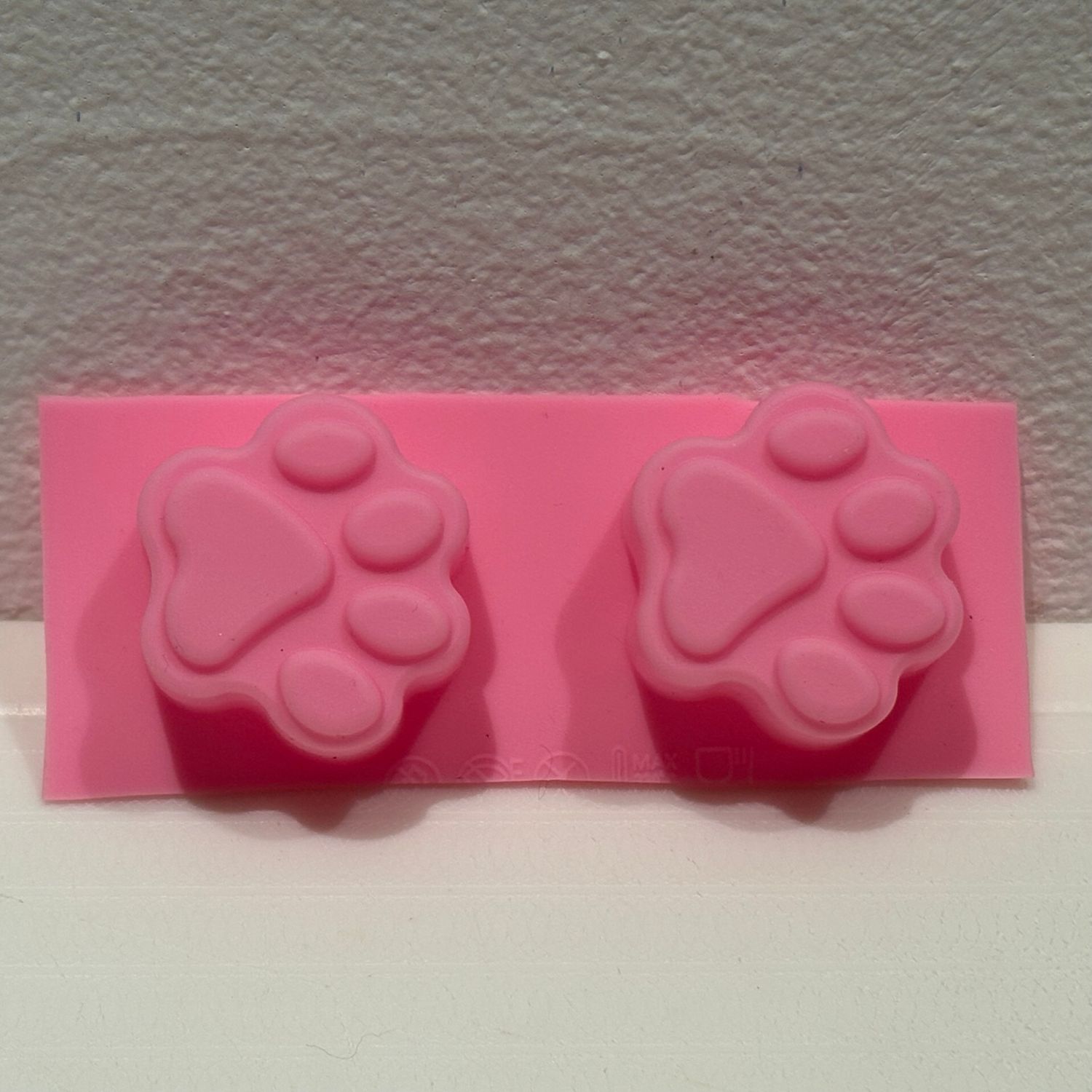 Molde mini Huellitas  3 cm.