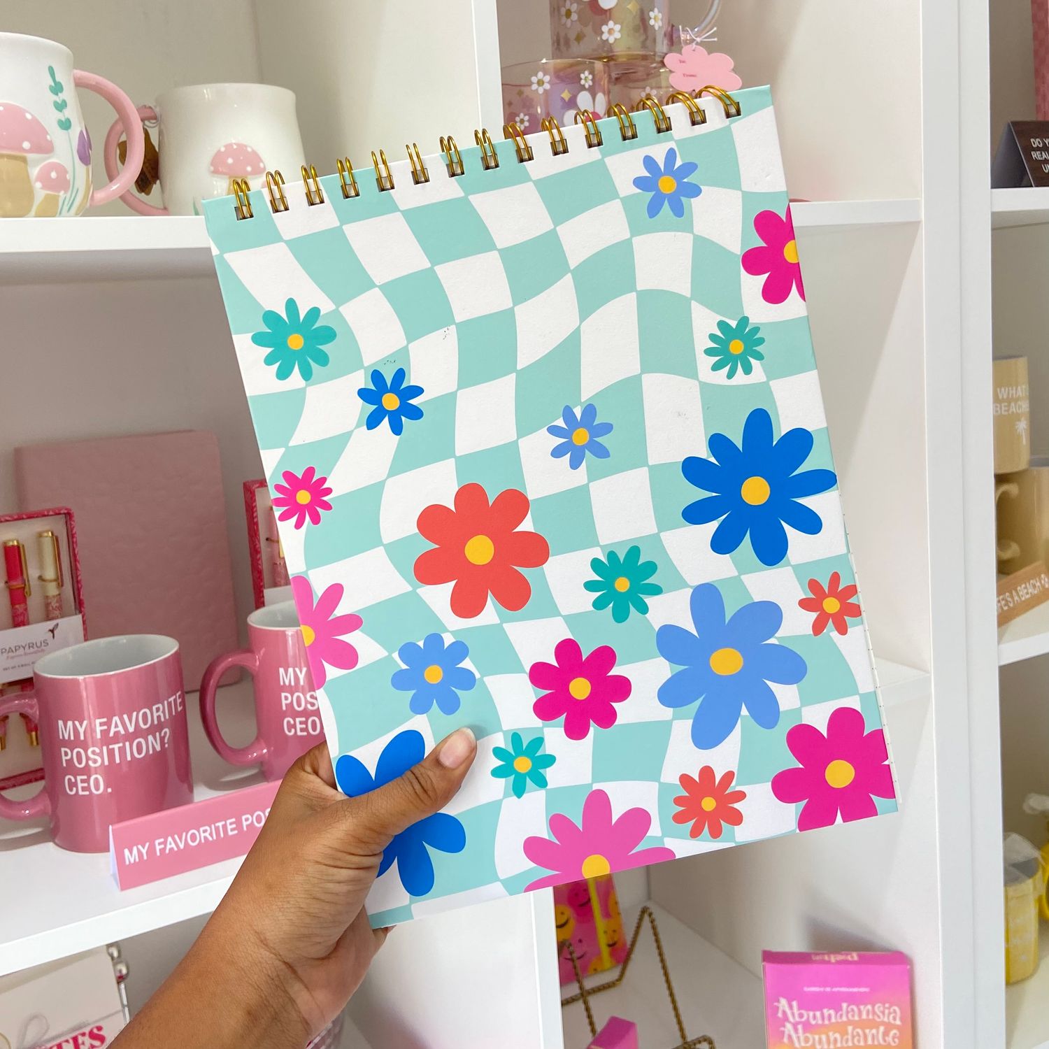 Retro flower notepad