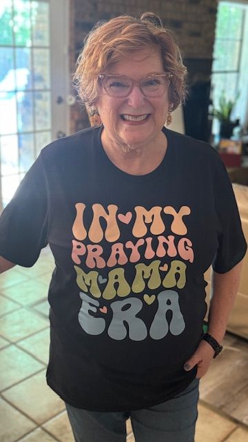 Praying Mama Era T-shirt