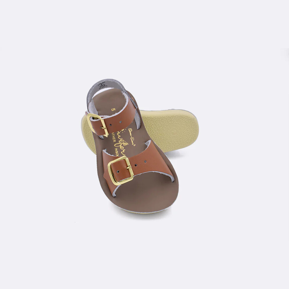 Surfer | Tan