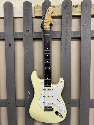 Fender Squier Stratocaster 1987 MIJ Aged White (used)