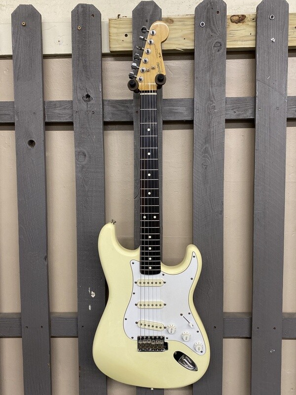 Fender Squier Stratocaster 1987 MIJ Aged White (used)