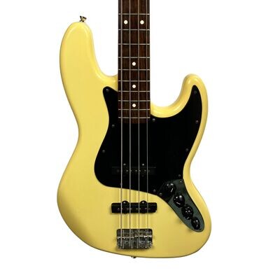 Fender Deluxe Series Jazz Bass (used)