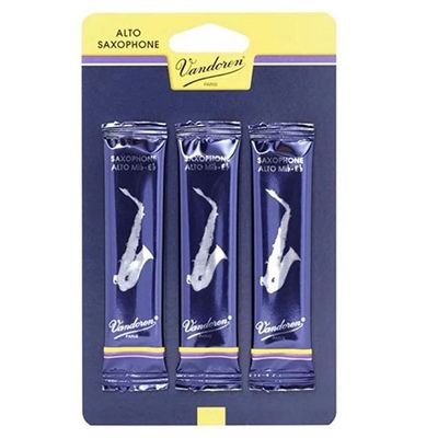 Vandoren Traditional Eb Alto Saxophone Reed - Card of 3 - #3.5 Strength