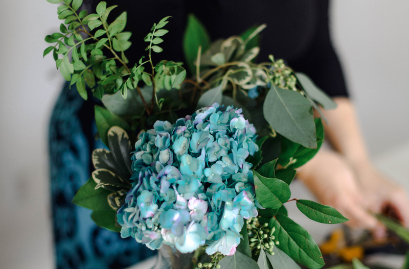 Flowers In A Vase Small (Florists' Choice)
