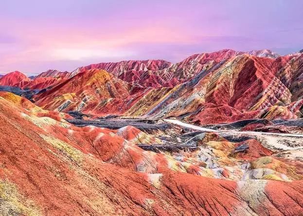 PZ1000 Rainbow Mountains, China