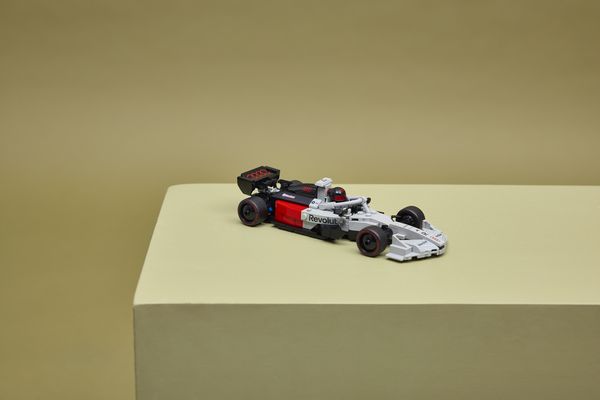 Lego Speed Champions 77259 La voiture de course Audi Revolut F1 Team R26