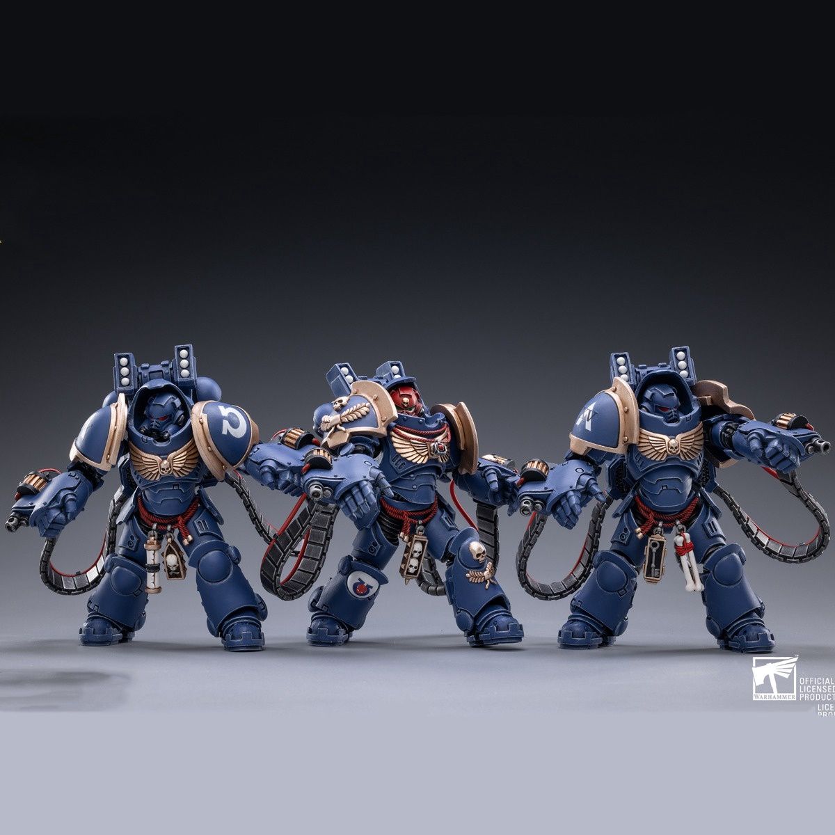 Warhammer collectibles 1/18 scale ultramarine aggressors Warhammer collectibles 1/18 scale ultramarine aggressors