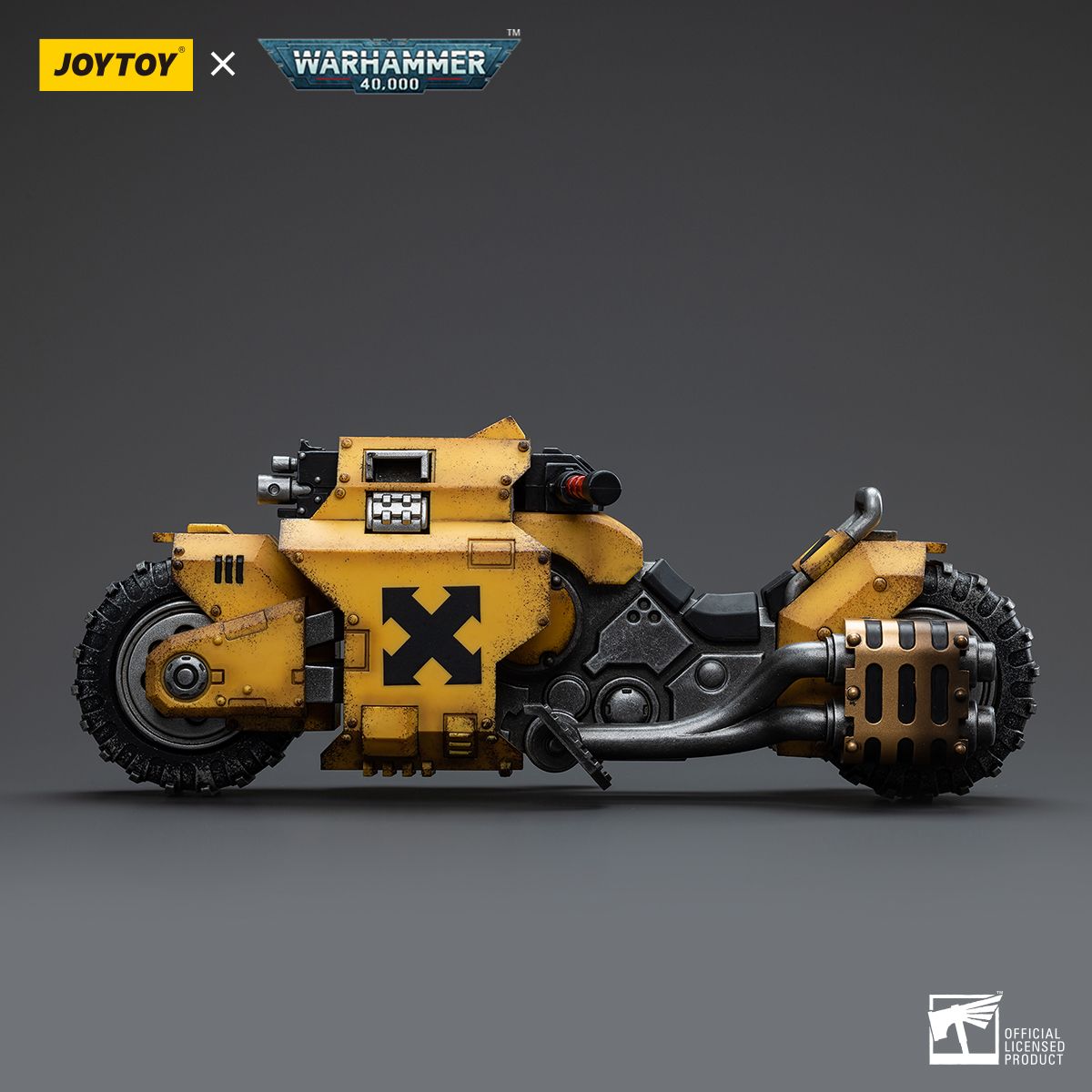 Warhammer Collectibles: 1/18 Scale Imperial Fists Raider-Pattern Combat Bike