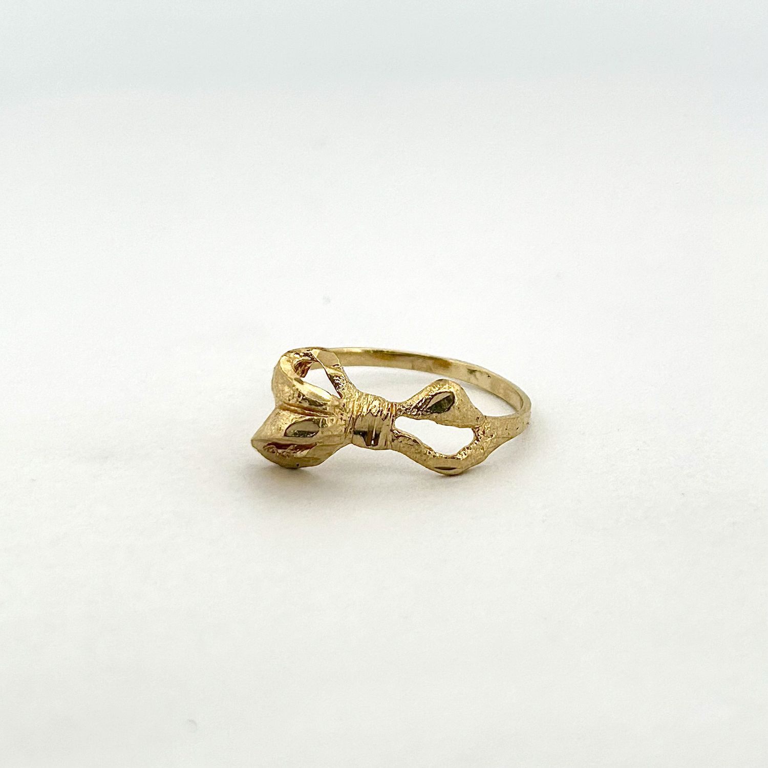 14ky 3D Bow Ring
