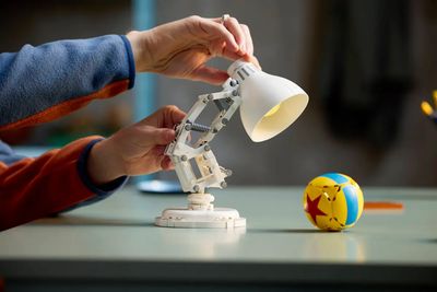 Lego Ideas 21357 Disney Pixar Luxo Jr.