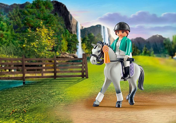 Championne d'équitation 71641