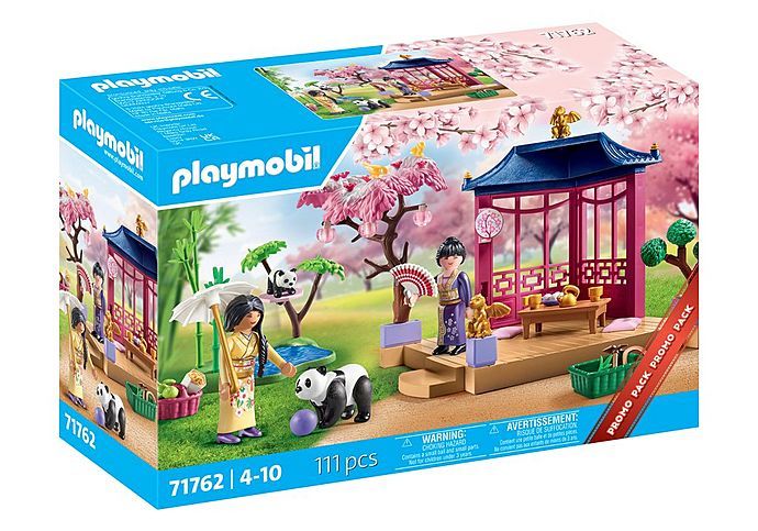 Jardin asiatique avec deux personnages et pandas 71762