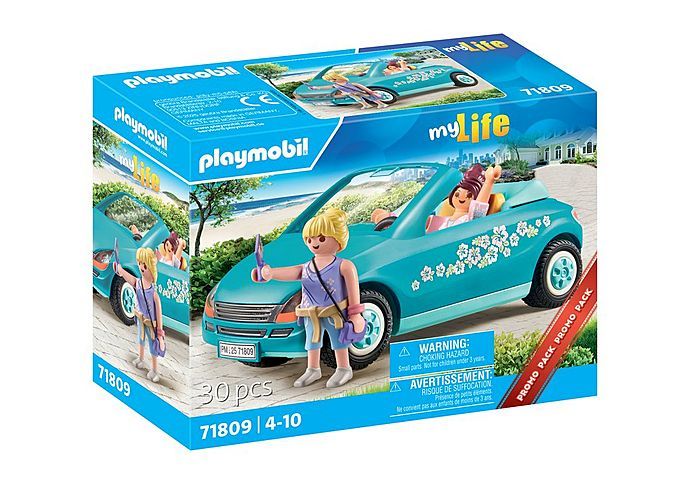 Cabriolet et jeunes filles avec perche à selfie 71809