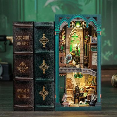 Booknook - La salle commune obscure
