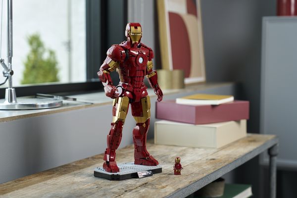 LEGO Marvel 76344 Iron Man Mark 3 Collectors' Edition