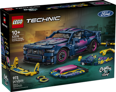 LEGO Technic 42236 Custom Garage Ford Mustang GT Car