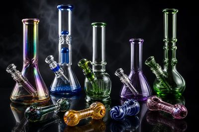 Glass Pipe &amp; Bong