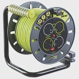 PRO XT OMU2513 13A 4-GANG 25M CABLE REEL 240V