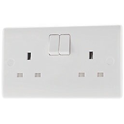BRITISH GENERAL 800 SERIES 13A 2-GANG DP SWITCHED SOCKET WHITE (
