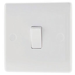 BRITISH GENERAL 800 SERIES 10AX 1-GANG 2-WAY LIGHT SWITCH WHITE