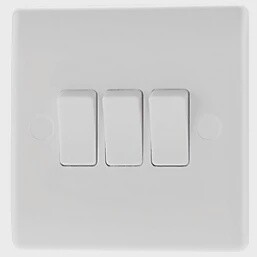 BRITISH GENERAL 800 SERIES 10AX 3-GANG 2-WAY LIGHT SWITCH WHITE