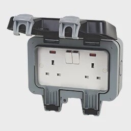 BRITISH GENERAL IP66 13A 2-GANG DP WEATHERPROOF OUTDOOR SWITCHED SOCKET