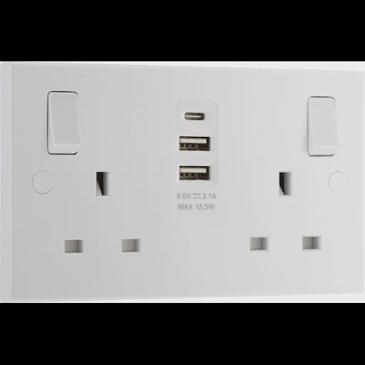 BG 922UAAC15 White Square Edge 13A Double Socket + 2xUSB A +1xUSB C(15W)