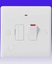 13A SWITCHED FUSED SPUR &amp; FLEX OUTLET WITH LED WHITE