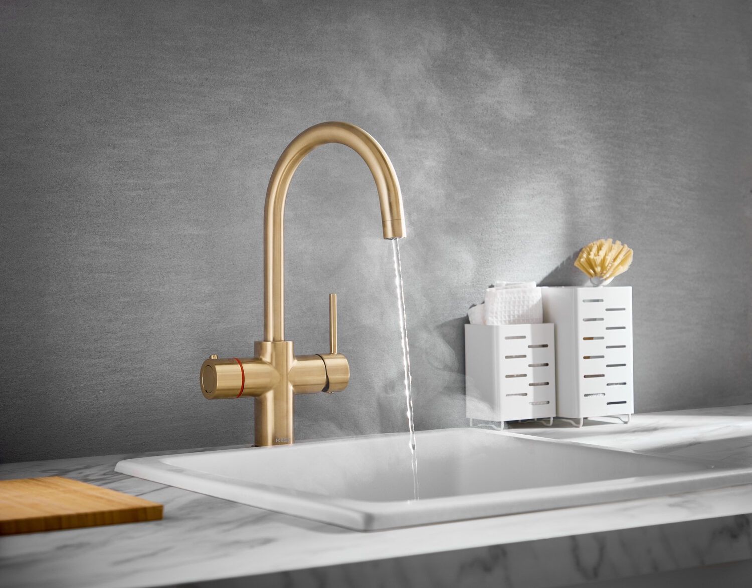 Scudo KoGE 3-in-1 Swan Spout Hot Water Tap | Brushed Brass HOT003