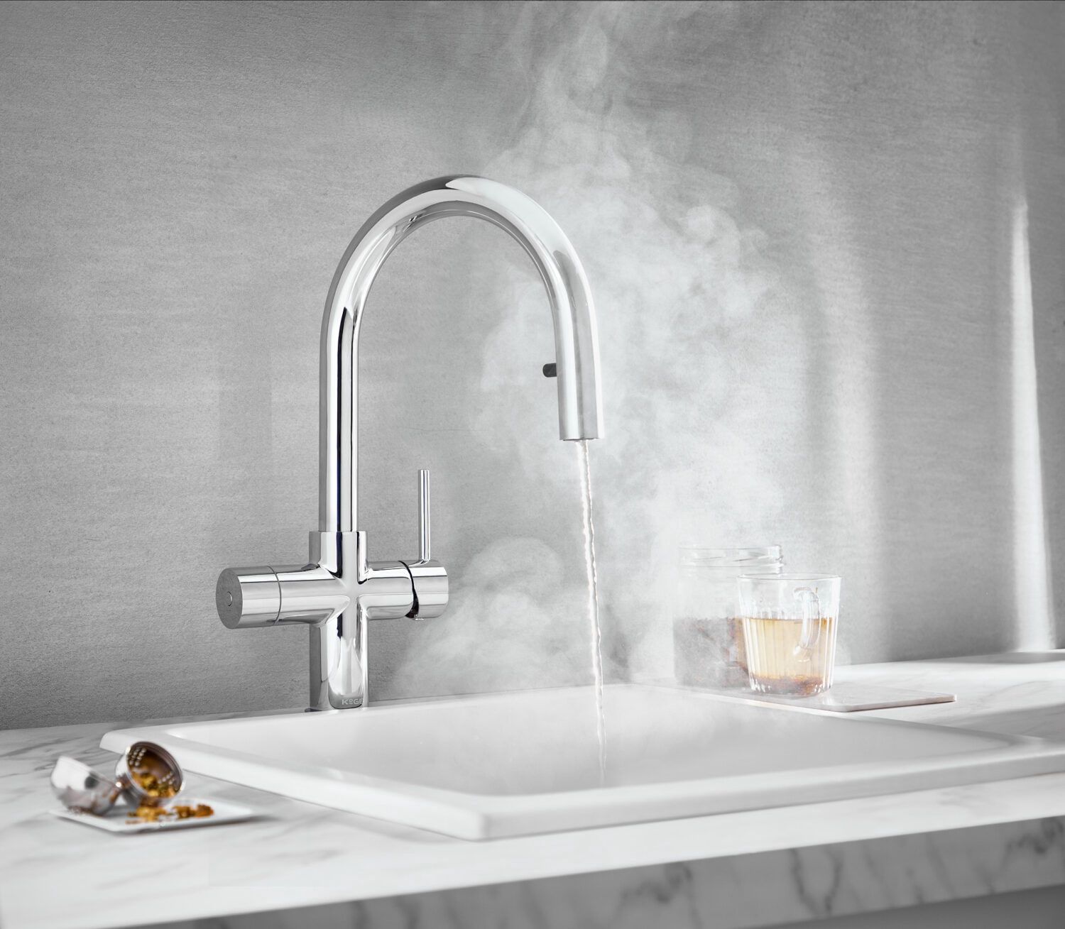 Scudo KoGE 4-in-1 Swan Pull Out Spout Hot Water Tap Chrome| HOT007