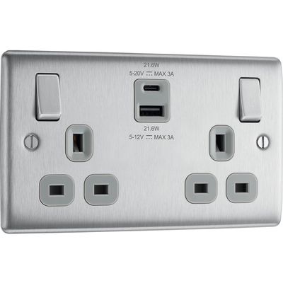 BG Nexus Metal Brushed Steel Switched Socket With USB A+C 22W 2 Gang