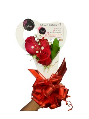 Mini Heart Shaped Bundle (Roses only)