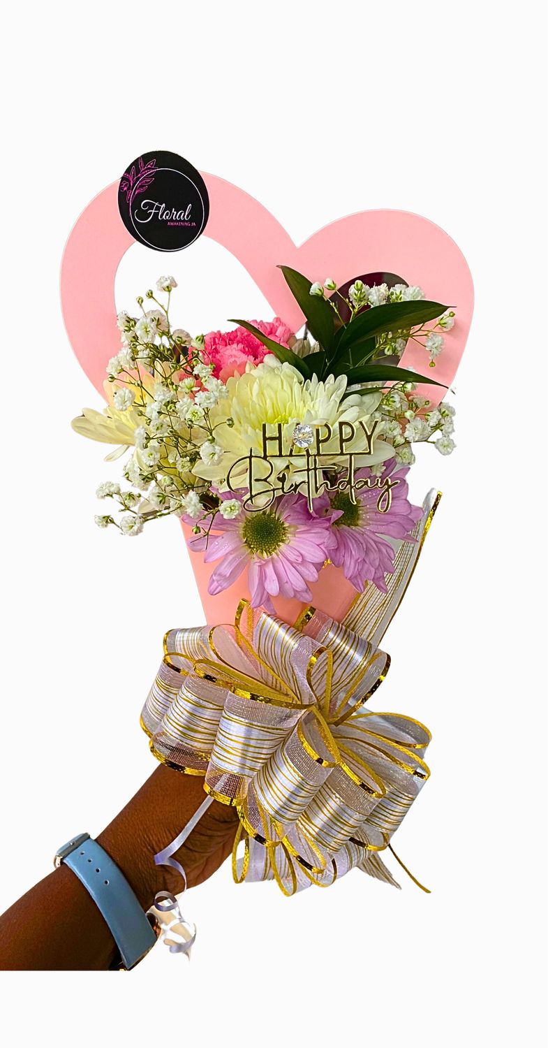 Mini Heart Shaped bundle (Mixed Flowers )