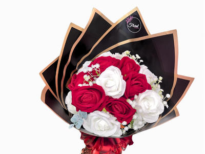 Artificial Medium Roses Bouquet