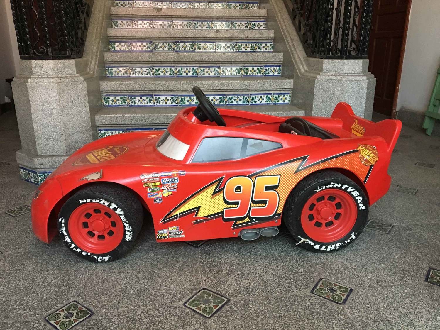 mcqueen montable