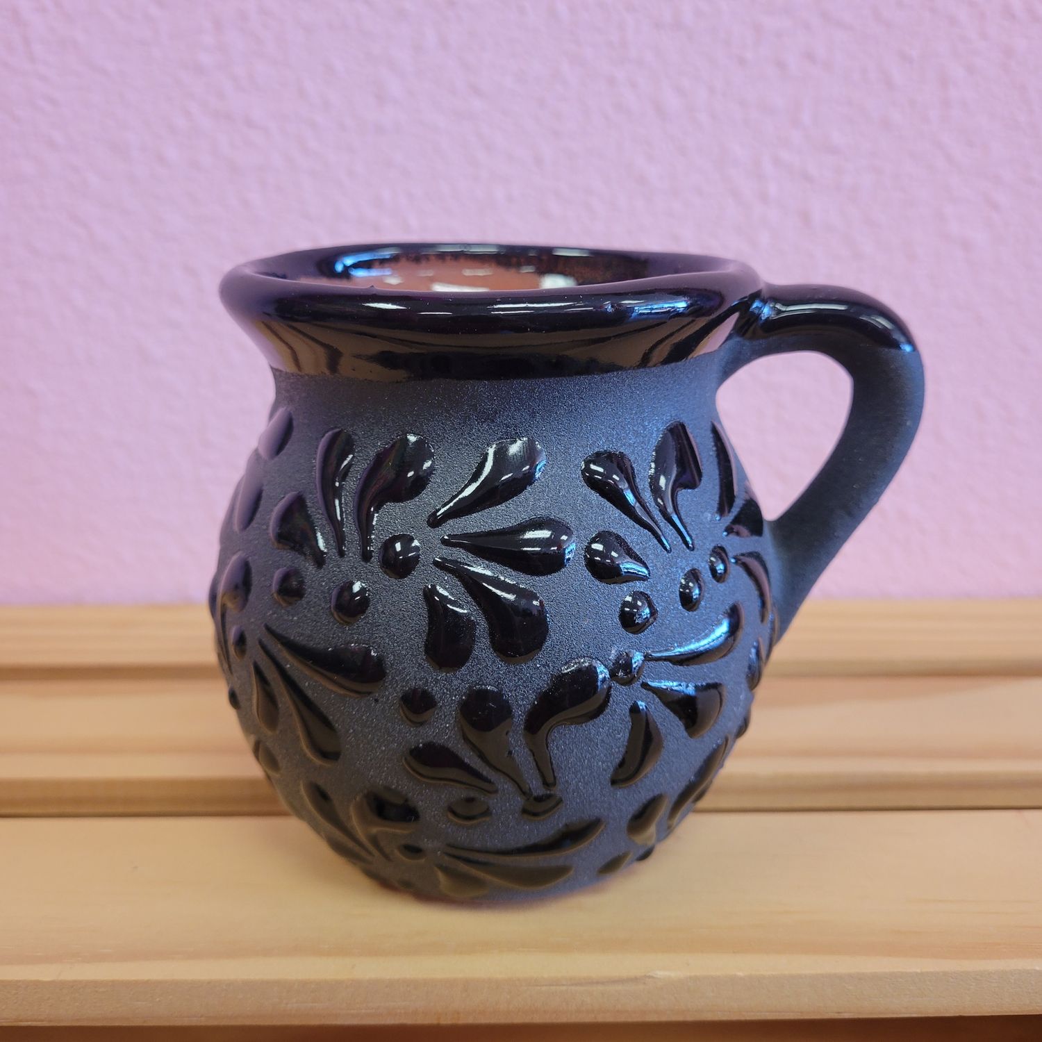 Black talavera taza