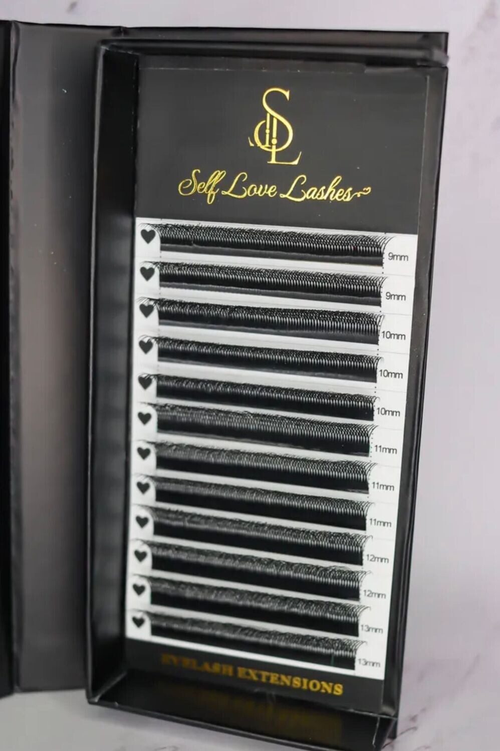 Flat Lashes