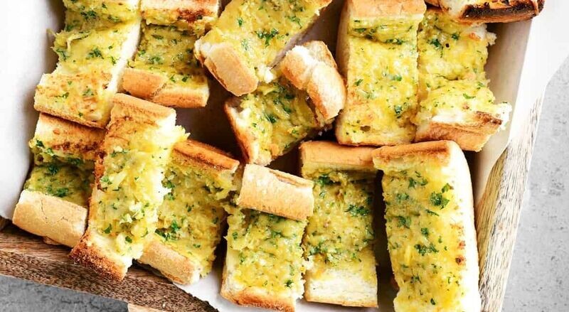 Pesto Garlic Bread