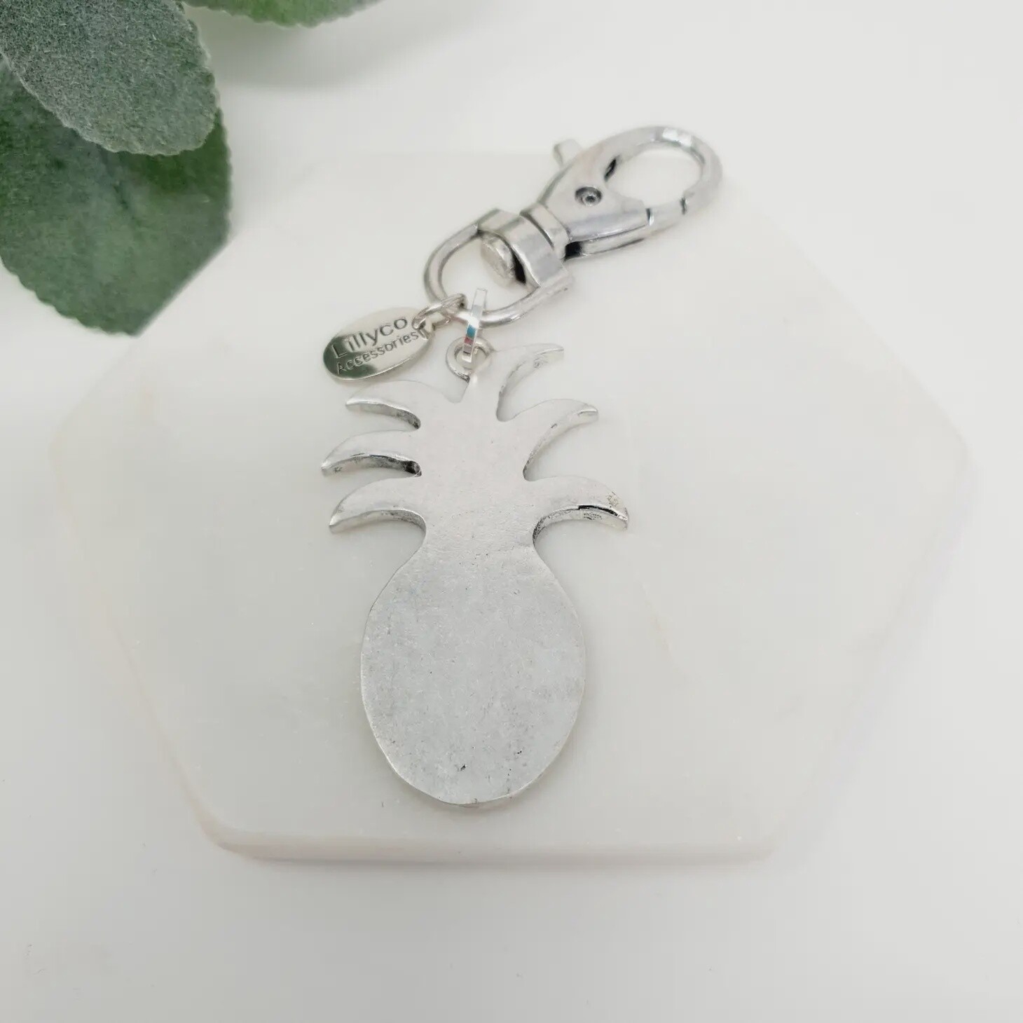 Silver Pineapple Keyring