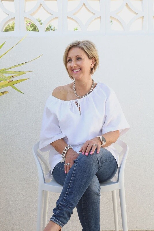 Victoria Top Daisy White