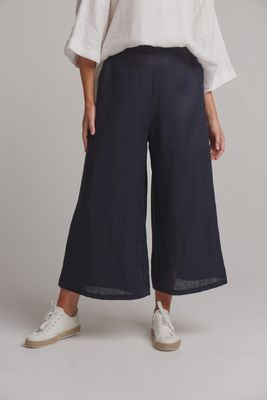 Studio Crop Linen Pant NAVY