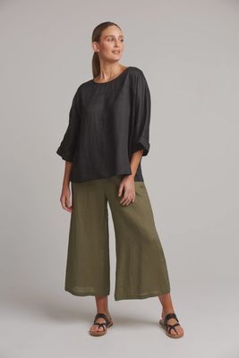 Studio Relaxed Top EBONY