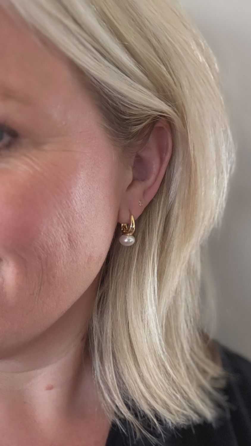 Freshwater Pearl Earrings 012