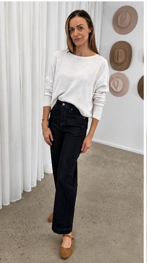 BA607 Pleat Luxe Straight Jean BLACK, size: 6