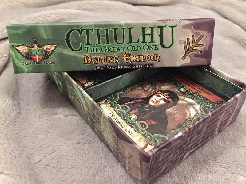 Cthulhu: The Great Old One - Deluxe Edition (Family Card Game)