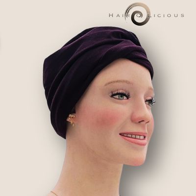 ​Comfortabel en Stijlvol mutsje -Donker Paars, Mary Lyne