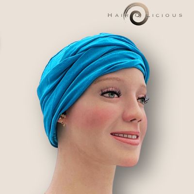 ​Comfortabel en Stijlvol mutsje -Aqua Blauw, Mary Lyne