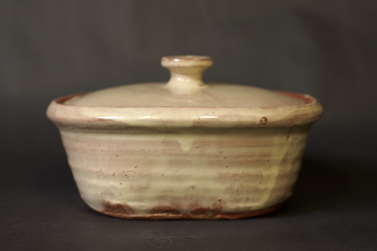 Butter dish