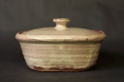 Butter dish